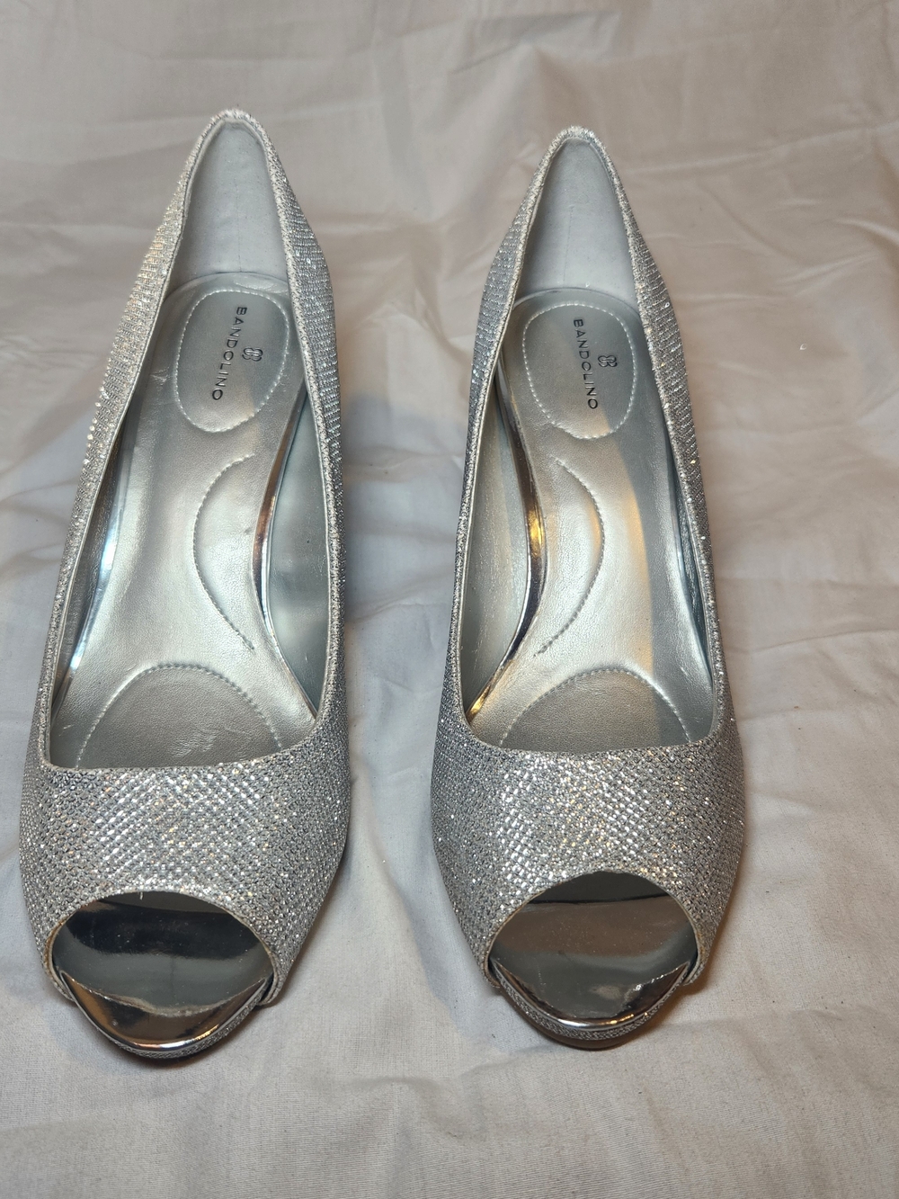 Bandolino Silver Glitter Peep-Toe Heels 9